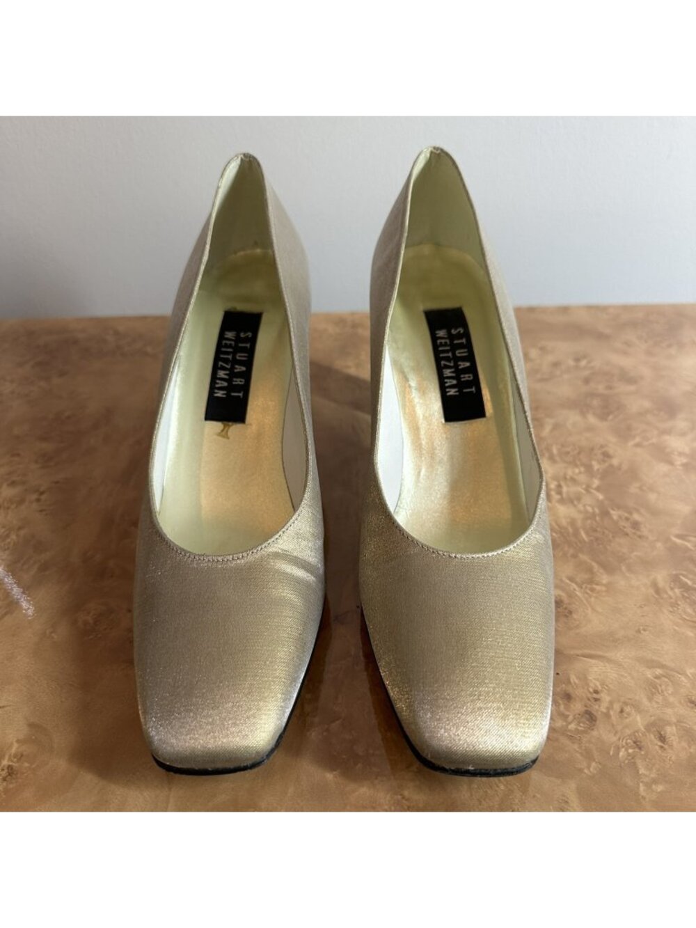 Stuart Weitzman Metallic Champagne Silk Satin Pumps Block Heel Size 8B - Picture 2 of 7